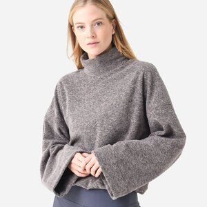 BEYOND YOGA  Women's Back East Pullover Gray Sweater Size XS